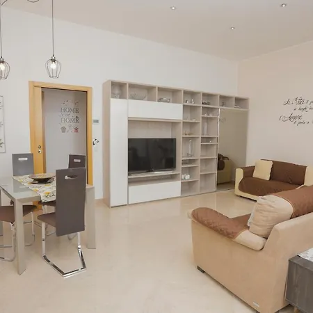 Апартаменты Gaia Бари